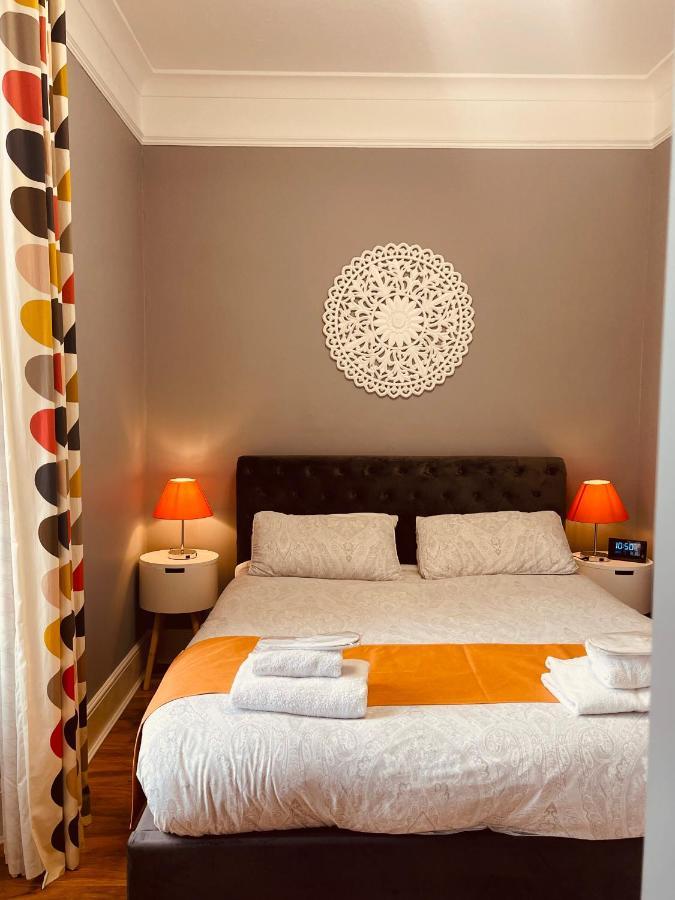 The Westbank Hotel Торки Екстериор снимка
