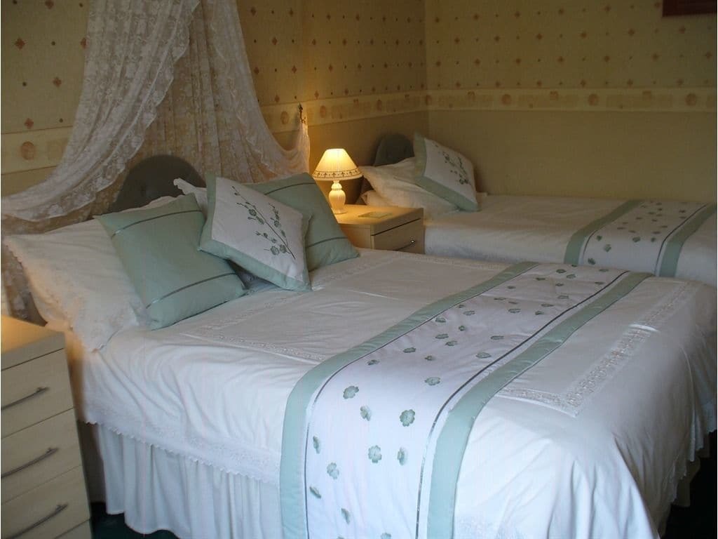 The Westbank Hotel Торки Екстериор снимка